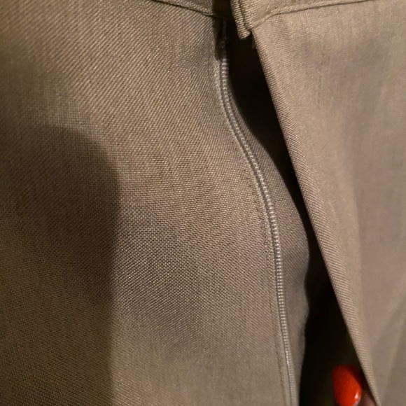 NEW Christy Woman Pleated Slacks - Picture 3 of 8